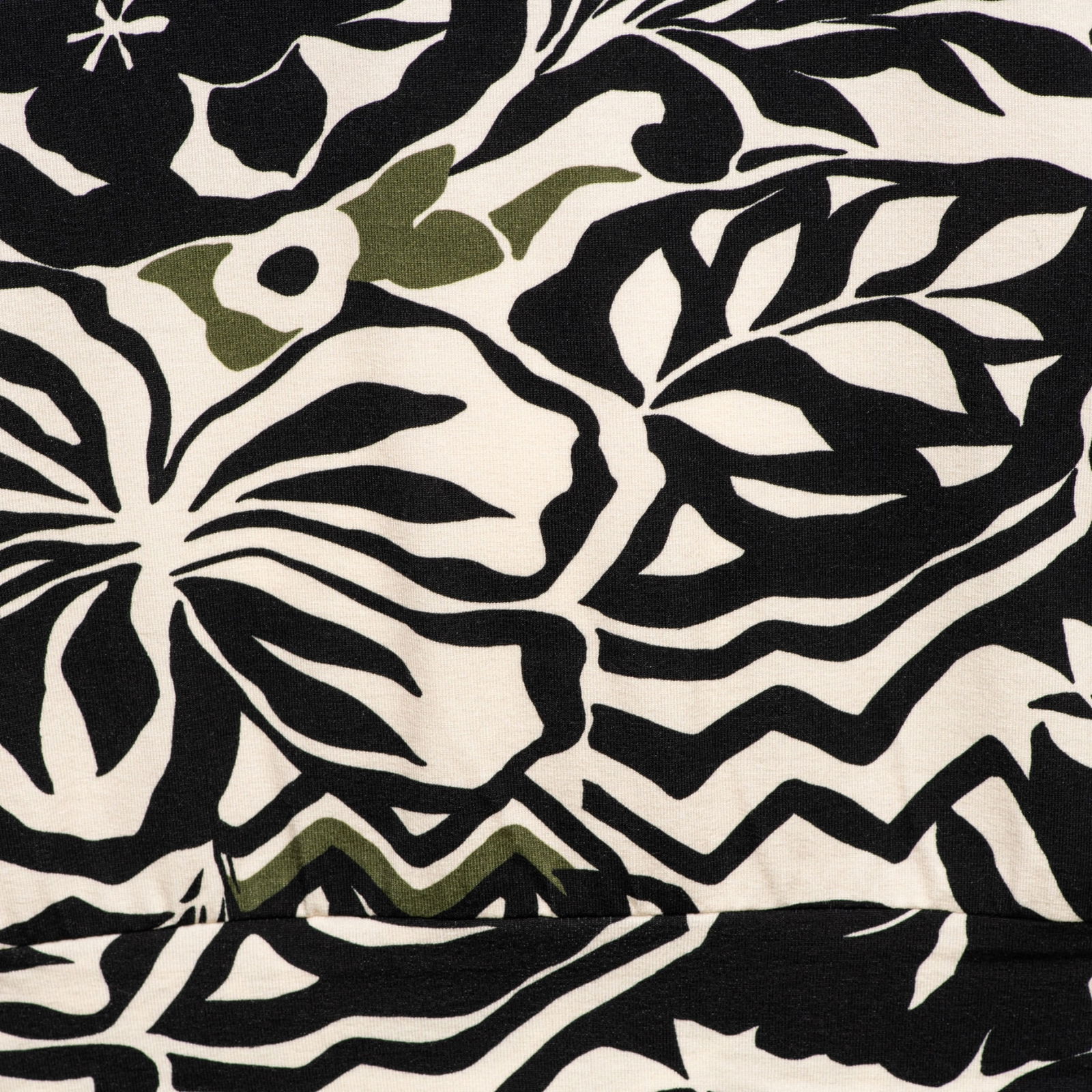 LUCIA LEAF A-Black multi